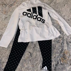 Girls Adidas Set Size 5